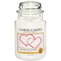 Yankee Candle Snow in Love 623g